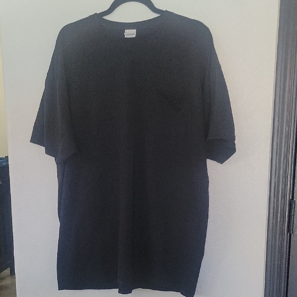 Classic Black Men's T-Shirt